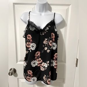 Floral cami🌸